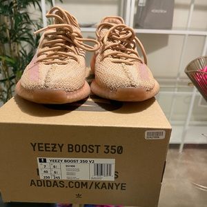 Yeezy Boost 350 Clay
